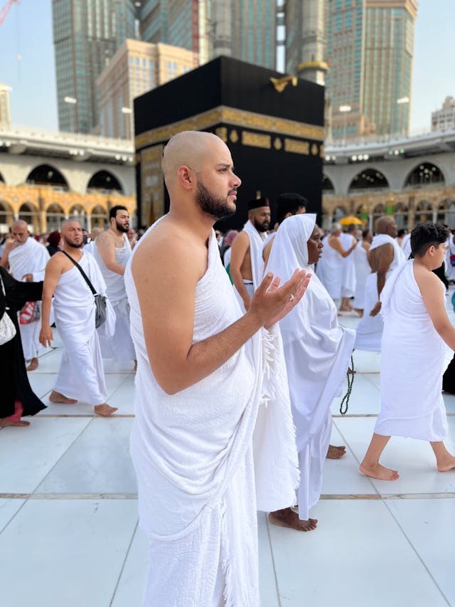 COPILOT: Umrah time, ‘Dam’, Donating Clothes